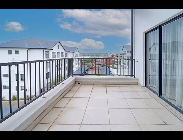 2 BEDROOM APARTMENT FOR SALE IN GREENSTONE HILL